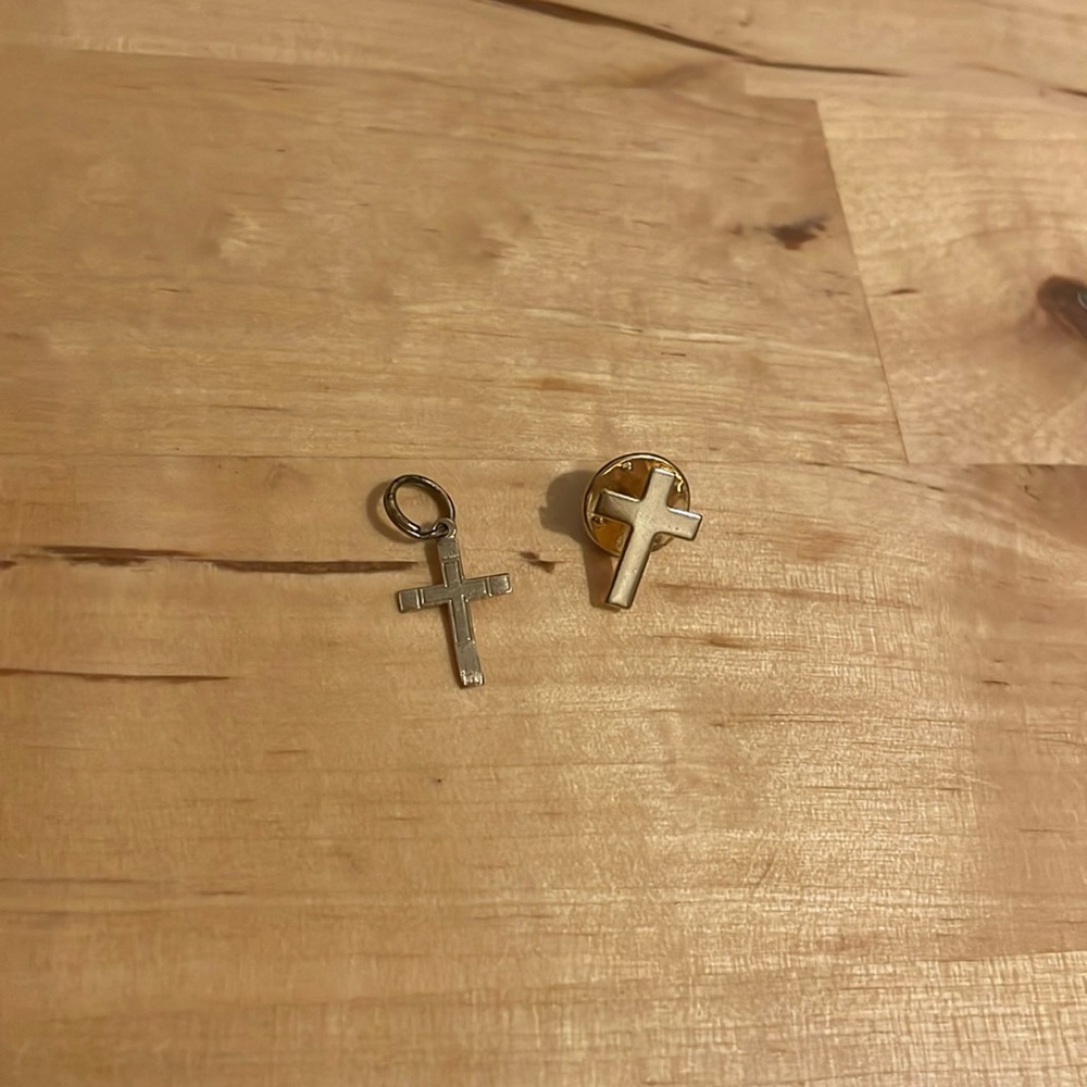 14k gold Cross Tiny Pendant & free cross pin